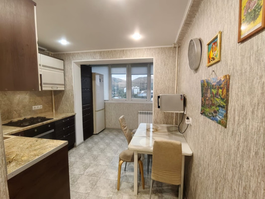 Продам двухкомнатную (2-комн.) квартиру, Полетаева ул, 37, Туапсе г