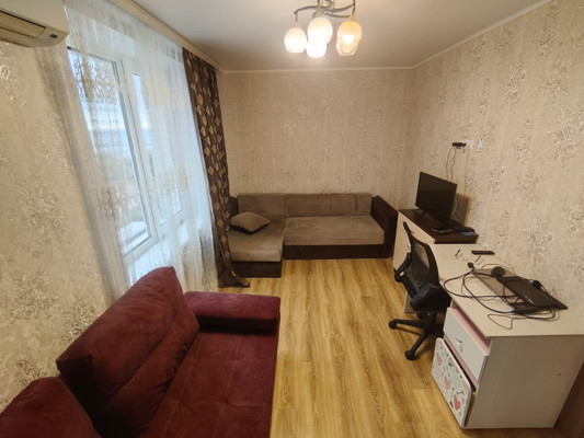 Продам двухкомнатную (2-комн.) квартиру, Полетаева ул, 37, Туапсе г