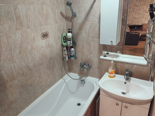 Продам двухкомнатную (2-комн.) квартиру, Полетаева ул, 37, Туапсе г