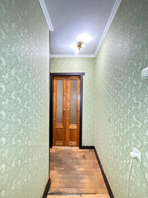 Продам трехкомнатную (3-комн.) квартиру, Ватутина ул, 32, Нальчик г