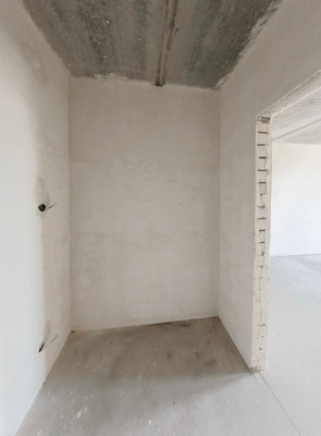 Продам однокомнатную (1-комн.) квартиру, Луговая ул, 54, Казань г