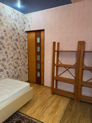 Продам трехкомнатную (3-комн.) квартиру, Садовая ул, 62, Анапа г