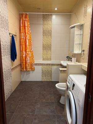 Продам трехкомнатную (3-комн.) квартиру, Садовая ул, 62, Анапа г