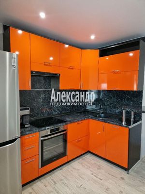 Продам однокомнатную (1-комн.) квартиру, Заречная ул, 33, Парголово п