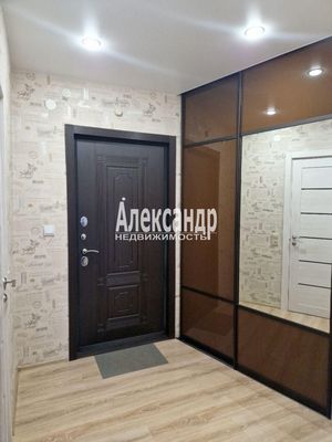 Продам однокомнатную (1-комн.) квартиру, Заречная ул, 33, Парголово п