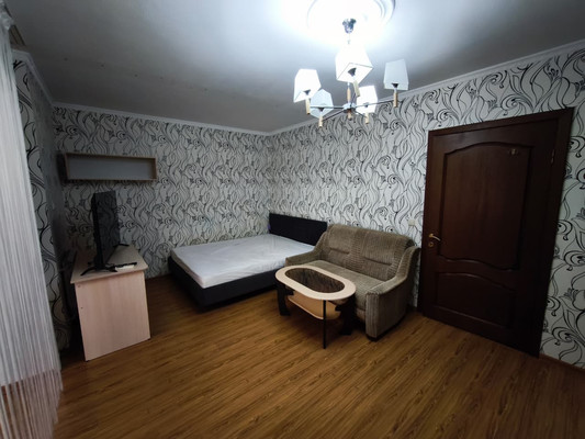 Продам однокомнатную (1-комн.) квартиру, 3-й мкр, 2, Ольгинка с