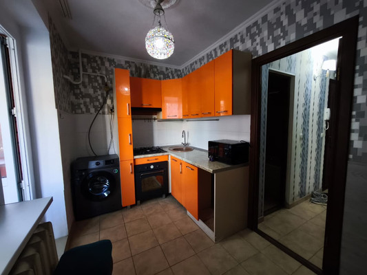 Продам однокомнатную (1-комн.) квартиру, 3-й мкр, 2, Ольгинка с