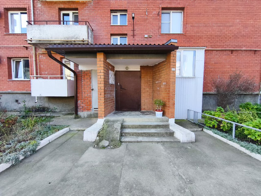 Продам однокомнатную (1-комн.) квартиру, 3-й мкр, 2, Ольгинка с