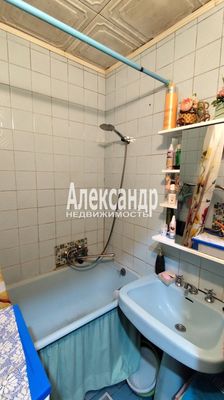 Продам двухкомнатную (2-комн.) квартиру, Ленинский пр-кт, 130/6, Санкт-Петербург г