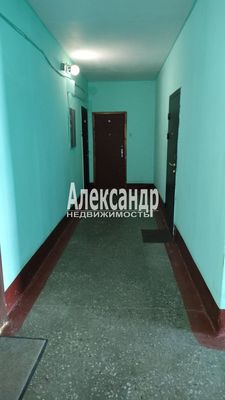 Продам двухкомнатную (2-комн.) квартиру, Ленинский пр-кт, 130/6, Санкт-Петербург г