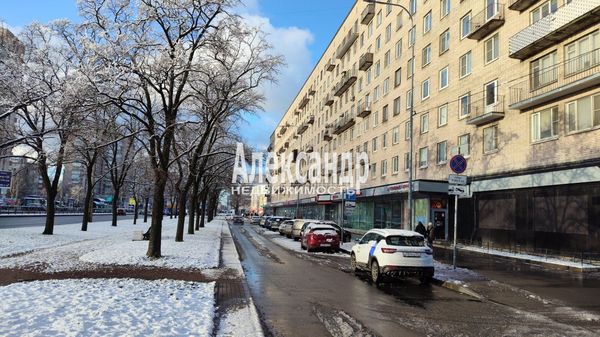 Продам двухкомнатную (2-комн.) квартиру, Ленинский пр-кт, 130/6, Санкт-Петербург г