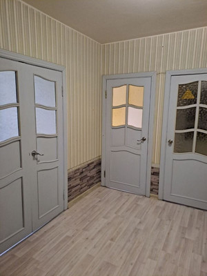 Продам трехкомнатную (3-комн.) квартиру, Нагатинский б-р, 6, Москва г