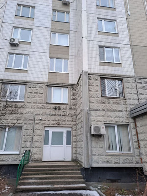 Продам трехкомнатную (3-комн.) квартиру, Нагатинский б-р, 6, Москва г