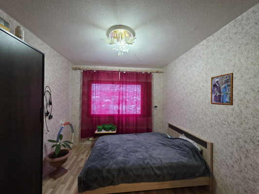 Продам трехкомнатную (3-комн.) квартиру, Пионерская ул, 4, Костомукша г