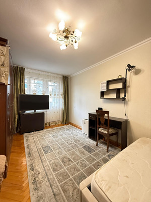 Продам двухкомнатную (2-комн.) квартиру, Ашурова ул, 24, Нальчик г