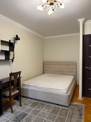 Продам двухкомнатную (2-комн.) квартиру, Ашурова ул, 24, Нальчик г