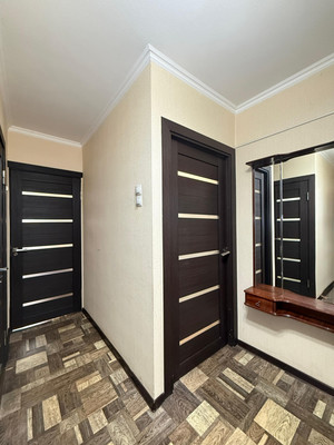 Продам двухкомнатную (2-комн.) квартиру, Ашурова ул, 24, Нальчик г