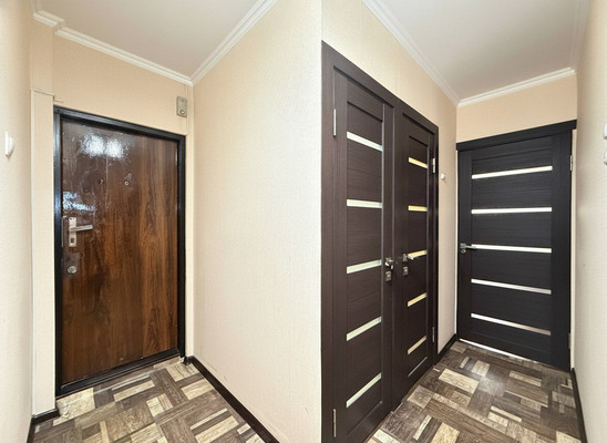 Продам двухкомнатную (2-комн.) квартиру, Ашурова ул, 24, Нальчик г