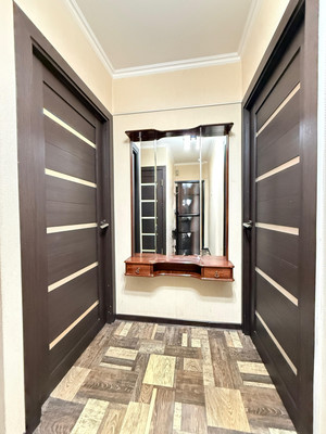 Продам двухкомнатную (2-комн.) квартиру, Ашурова ул, 24, Нальчик г