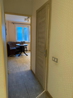 Продам двухкомнатную (2-комн.) квартиру, Большая Очаковская ул, 44к1, Москва г