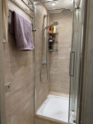 Продам двухкомнатную (2-комн.) квартиру, Большая Очаковская ул, 44к1, Москва г