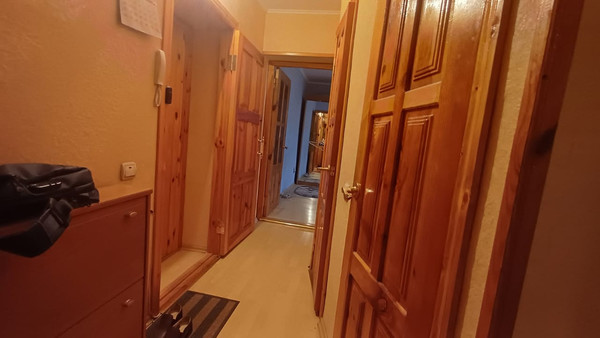 Продам двухкомнатную (2-комн.) квартиру, Луговая ул, 79, Симферополь г