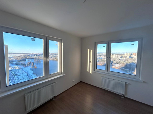 Продам многокомнатную квартиру, Лидии Зверевой ул, 9к1, Санкт-Петербург г