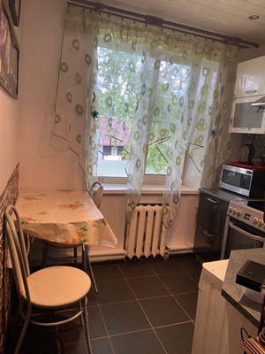 Продам двухкомнатную (2-комн.) квартиру, 3, Котельский п