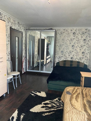 Продам двухкомнатную (2-комн.) квартиру, 3, Котельский п