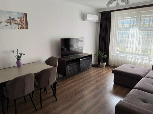 Продам трехкомнатную (3-комн.) квартиру, Варшавское ш, 141к10, Москва г