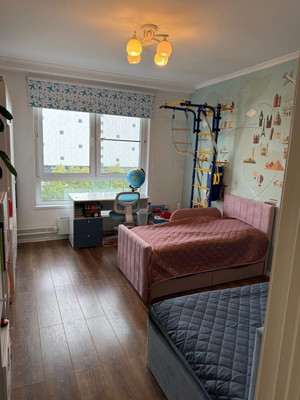 Продам трехкомнатную (3-комн.) квартиру, Варшавское ш, 141к10, Москва г