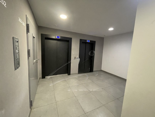 Продам трехкомнатную (3-комн.) квартиру, Варшавское ш, 141к10, Москва г