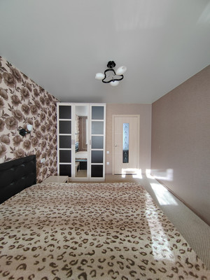 Продам трехкомнатную (3-комн.) квартиру, Академика Лаврентьева ул, 24, Казань г