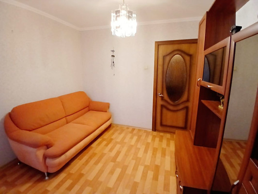 Продам многокомнатную квартиру, Комиссара Габишева ул, 1, Казань г