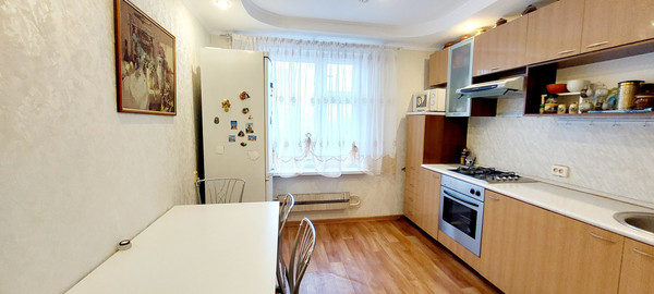 Продам многокомнатную квартиру, Комиссара Габишева ул, 1, Казань г