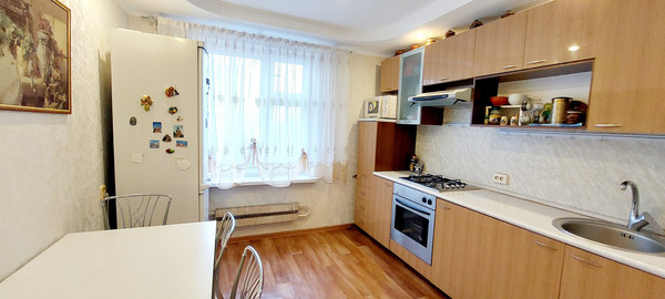 Продам многокомнатную квартиру, Комиссара Габишева ул, 1, Казань г