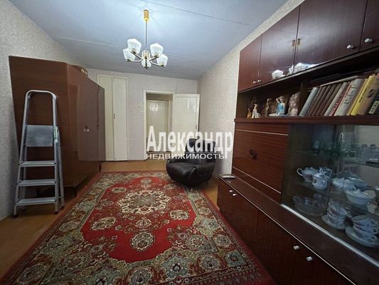 Продам двухкомнатную (2-комн.) квартиру, Приозерское ш, 1, Кузнечное гп