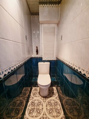 Продам трехкомнатную (3-комн.) квартиру, Осенний б-р, 20к1, Москва г