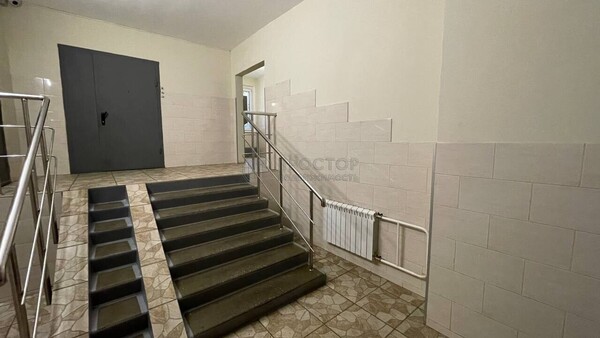 Продам однокомнатную (1-комн.) квартиру, Олонецкий проезд, 12, Москва г