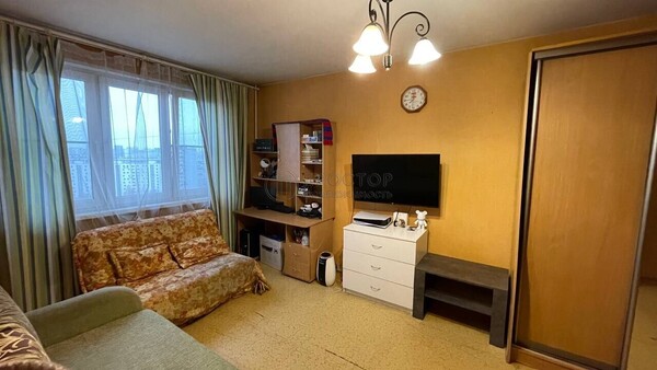 Продам однокомнатную (1-комн.) квартиру, Олонецкий проезд, 12, Москва г