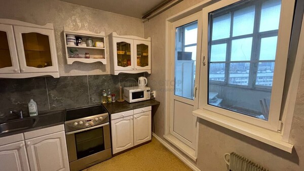 Продам однокомнатную (1-комн.) квартиру, Олонецкий проезд, 12, Москва г