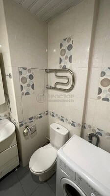 Продам однокомнатную (1-комн.) квартиру, Олонецкий проезд, 12, Москва г