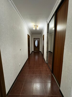 Продам трехкомнатную (3-комн.) квартиру, Подмосковная ул, 35, Островцы д