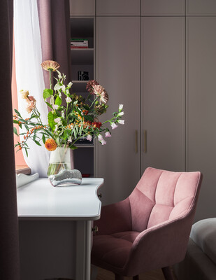 Продам трехкомнатную (3-комн.) квартиру, 1905 года ул, 1, Москва г