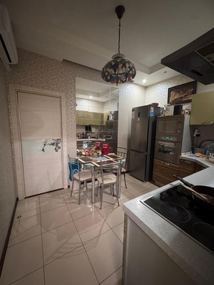 Продам двухкомнатную (2-комн.) квартиру, Новокуркинское ш, 51, Москва г