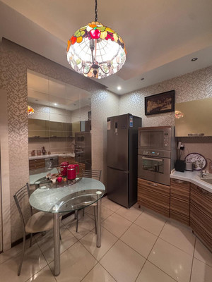 Продам двухкомнатную (2-комн.) квартиру, Новокуркинское ш, 51, Москва г