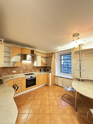 Сдам многокомнатную квартиру, Выборгское ш, 5к1, Санкт-Петербург г