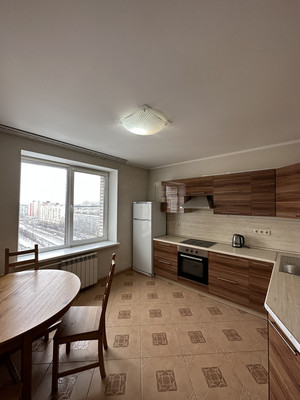 Сдам многокомнатную квартиру, Просвещения пр-кт, 33к1, Санкт-Петербург г