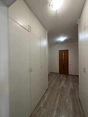 Сдам многокомнатную квартиру, Просвещения пр-кт, 33к1, Санкт-Петербург г