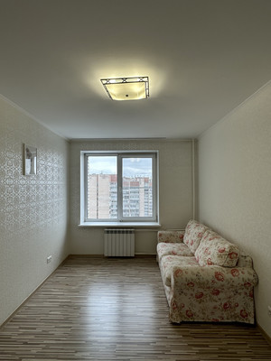 Сдам многокомнатную квартиру, Просвещения пр-кт, 33к1, Санкт-Петербург г